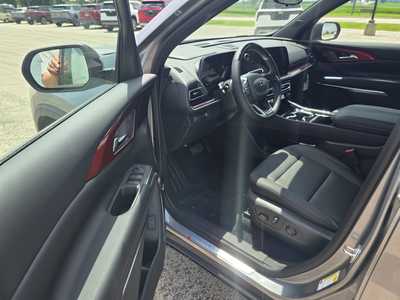 2025 Chevrolet Traverse, $54505. Photo 11