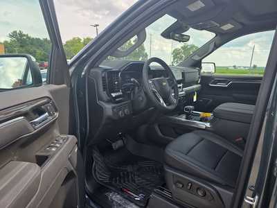 2025 Chevrolet 1500 Crew Cab, $67715. Photo 11