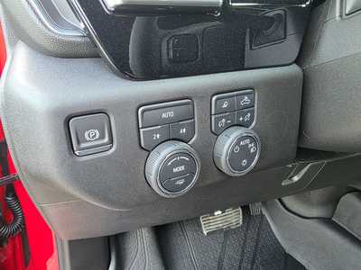 2025 Chevrolet 1500 Crew Cab, $59595. Photo 12