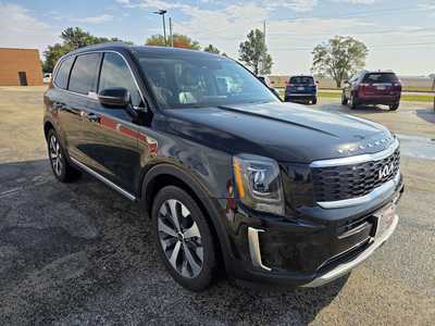 2022 Kia Telluride, $27995. Photo 3