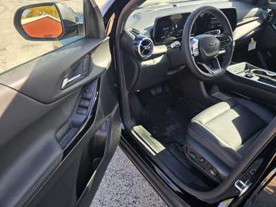 2026 Chevrolet Equinox, $35590. Photo 11