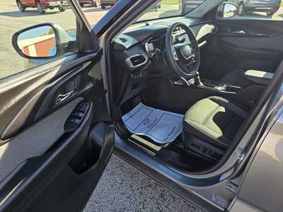 2023 Chevrolet TrailBlazer, $21895. Photo 11