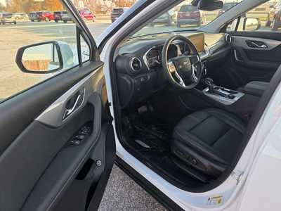 2025 Chevrolet Blazer, $44865. Photo 11