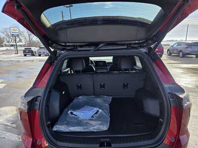 2026 Chevrolet Equinox, $39165. Photo 7