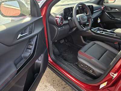 2026 Chevrolet Equinox, $39165. Photo 11