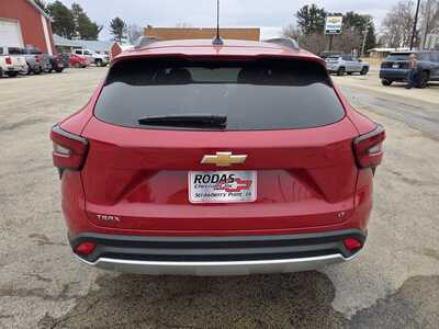 2026 Chevrolet Trax, $26555. Photo 6