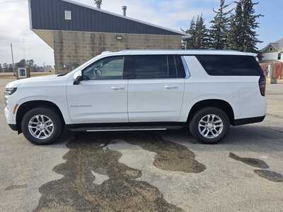 2026 Chevrolet Suburban, $70090. Photo 9