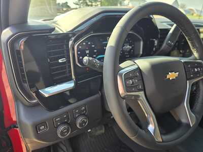 2026 Chevrolet 1500 Crew Cab, $61450. Photo 11