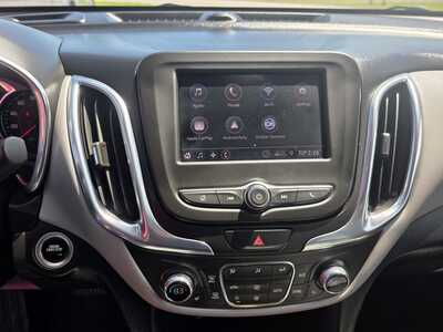 2021 Chevrolet Equinox, $15495. Photo 12