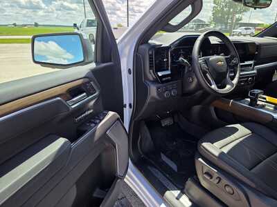 2026 Chevrolet 1500 Crew Cab, $81025. Photo 11