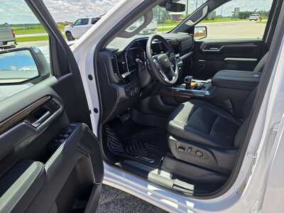 2026 Chevrolet 1500 Crew Cab, $63570. Photo 10