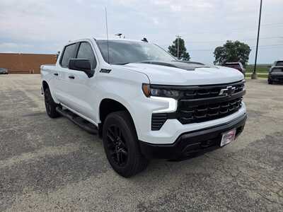 2025 Chevrolet 1500 Crew Cab, $43500. Photo 3