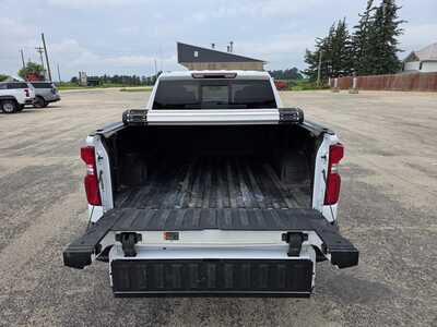 2025 Chevrolet 1500 Crew Cab, $43500. Photo 6