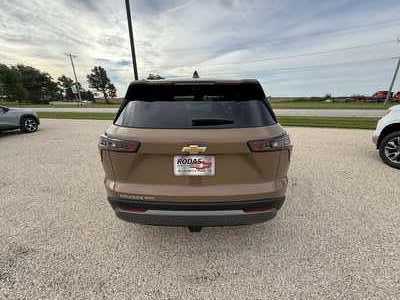 2027 Chevrolet Equinox, $36859. Photo 4