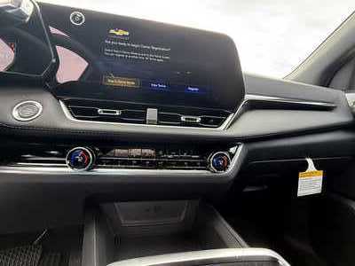 2027 Chevrolet Equinox, $36859. Photo 8