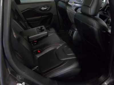 2021 Jeep Cherokee, $25990. Photo 6
