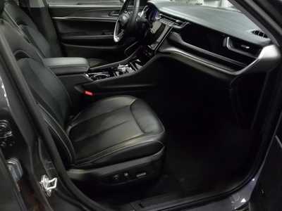 2022 Jeep Grand Cherokee, $31990. Photo 4