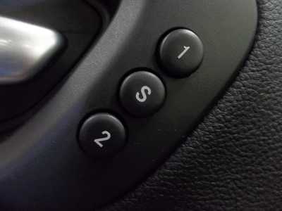 2021 Jeep Cherokee, $25990. Photo 12