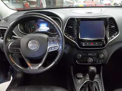 2021 Jeep Cherokee, $25990. Photo 7
