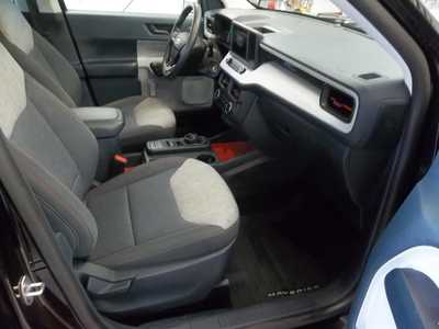 2023 Ford Maverick, $24990. Photo 4