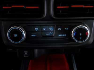 2023 Ford Maverick, $24990. Photo 9