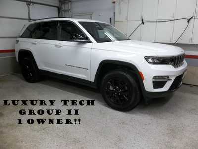 2022 Jeep Grand Cherokee, $34990. Photo 1