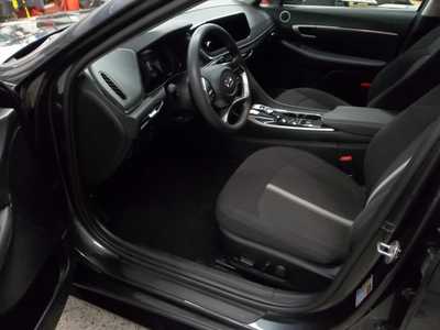 2023 Hyundai Sonata, $19990. Photo 3