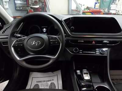 2023 Hyundai Sonata, $19990. Photo 7