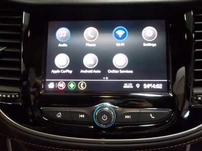 2022 Chevrolet Trax, $17990. Photo 9