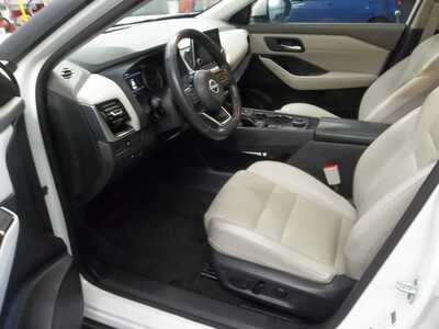 2023 Nissan Rogue, $23990. Photo 3