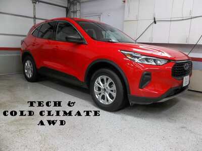 2024 Ford Escape, $22990. Photo 1