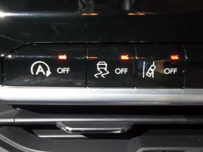 2022 Jeep Compass, $21990. Photo 12