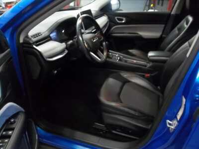 2022 Jeep Compass, $21990. Photo 3