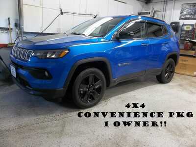 2022 Jeep Compass, $21990. Photo 1