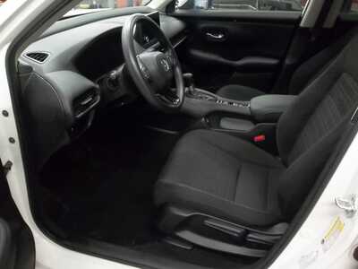 2023 Honda HR-V, $23990. Photo 3