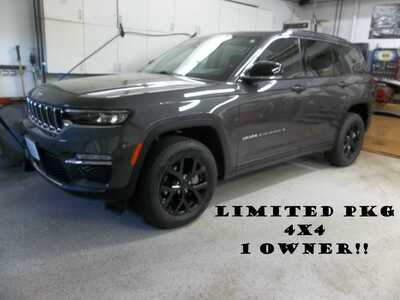 2022 Jeep Grand Cherokee, $31990. Photo 1