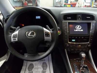 2011 Lexus IS Series, $19990. Photo 6