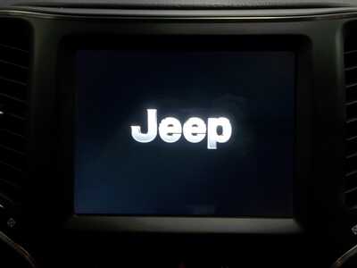 2022 Jeep Cherokee, $24990. Photo 9