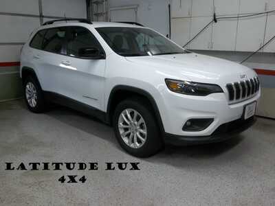 2022 Jeep Cherokee, $24990. Photo 1