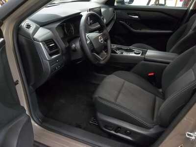 2025 Nissan Rogue, $24990. Photo 3