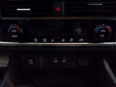 2025 Nissan Rogue, $24990. Photo 8