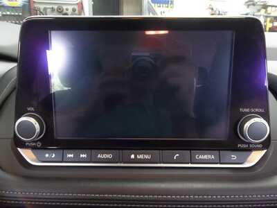 2025 Nissan Rogue, $24990. Photo 9