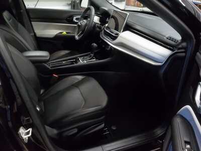 2023 Jeep Compass, $22990. Photo 4