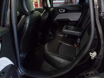 2023 Jeep Compass, $22990. Photo 5