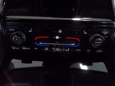 2022 Jeep Grand Cherokee L, $29990. Photo 9