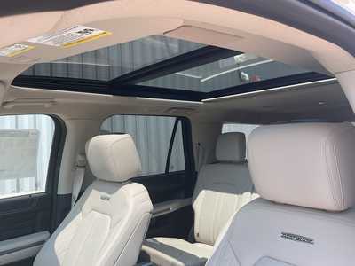2024 Ford Expedition, $88505. Photo 11