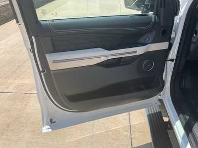 2024 Ford Expedition, $88505. Photo 8