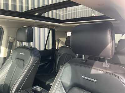 2021 Ford Expedition, $49999. Photo 9