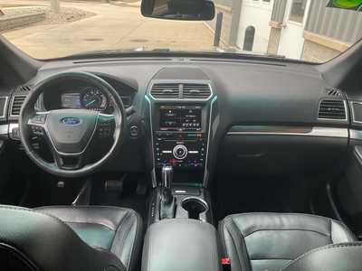 2016 Ford Explorer, $21666. Photo 10