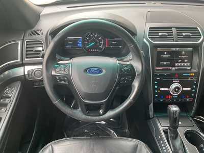 2016 Ford Explorer, $21666. Photo 11